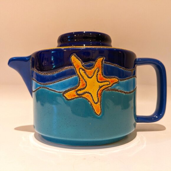 Vintage 90s Eduardo Vega Teapot – Ocean Beach Design with Starfish & Seashells - Picture 1 of 11